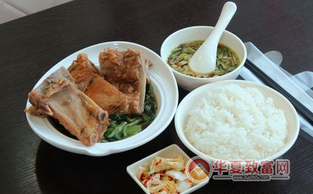 捞骨记排骨米饭加盟